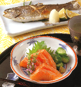 虹鱒の刺し身＆塩焼き